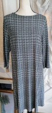 J. Jill Wearever Collection Stretchy Dress Pullover SZ M Black White Textured