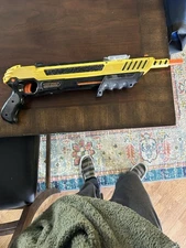 Bug-A-Salt Black Yellow Original Salt Gun Pre-owned Great Condition No Box Read