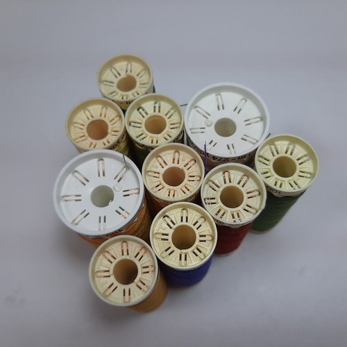 Lot of 10 Gutermann Sewing Thread Spools 110 Yards (8) 274 Yards (2) Germany - Picture 3 of 7