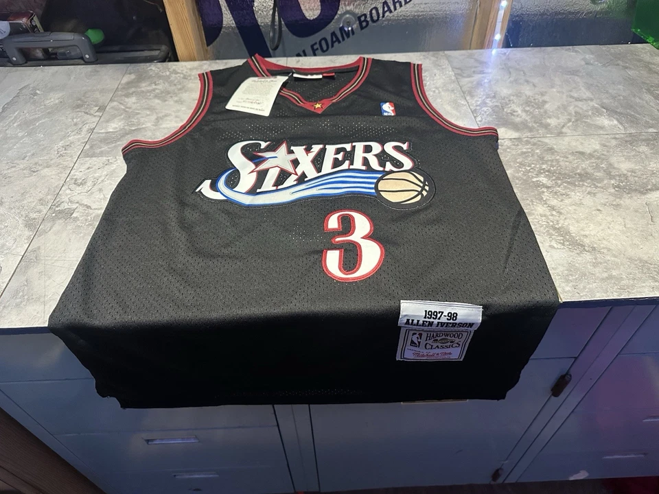 Camiseta deportiva Allen Iverson The Answer Philadelphia 76ers Sixers negra grande nueva con etiquetas para hombre Foto 3 de 3