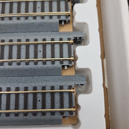 Bradford Exchange 9" Straight Train Track 10 Piece Set #1402040001 - Picture 2 of 4