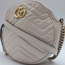 GUCCI 550154 00LET GG Marmont Mini borsa a tracolla rotonda in pelle trapuntata