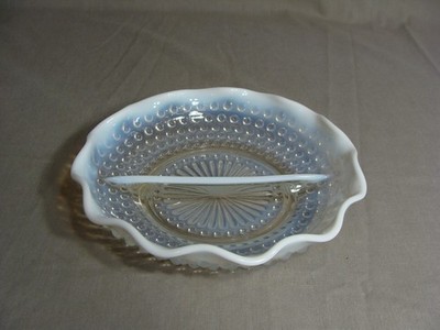 Vintage ANCHOR HOCKING Divided Dish In The Moonstone White Opalescent Pattern