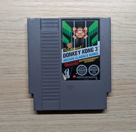 Donkey Kong 3 NES Arcade Classics, PAL, Boxed, Tested