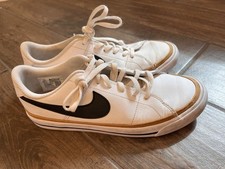 Nike Boys Low Top Lace-Up Sneakers White/Blac...