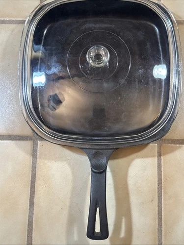 Vintage Wagner Ware Sydney -O-Square Skillet-w/Lid-1218 C-9 5/8” Sq.-Sit Flat ￼