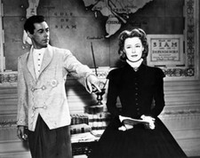 ANNA AND THE KING OF SIAM 8x10 still REX HARRISON & IRENE DUNNE -- mo689