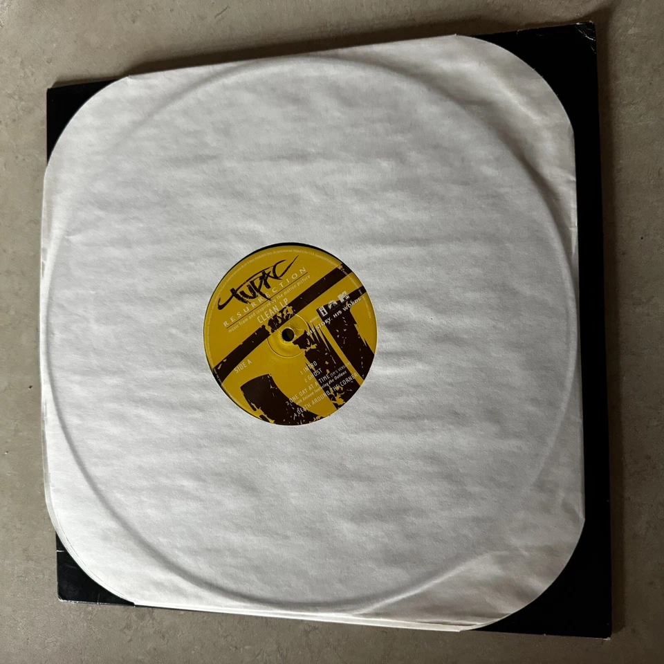 Tupac Resurrection Vinyl Album Clean Version Promo 2LP Eminem BIG 50 Cent Foto 4 de 4