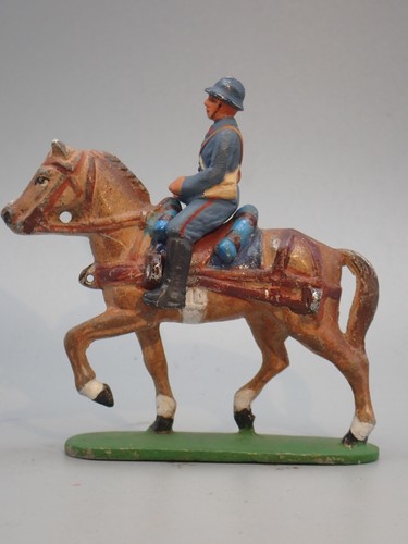 QUIRALU - Lot de 7 Saint Cyrien à cheval - Edition de 1939 QUIRALU - Lot de 7 Saint Cyrien à cheval - Edition de 1939