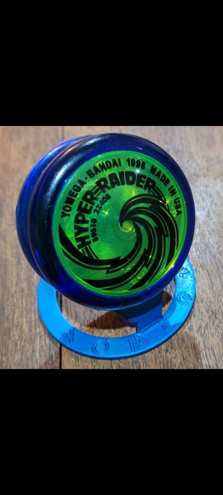 🔵🟢YOMEGA•BANDAI YOYO GENUINE 1998 + YOMEGA ALUMINIUM GENUINE YOYO STAND🟢🔵