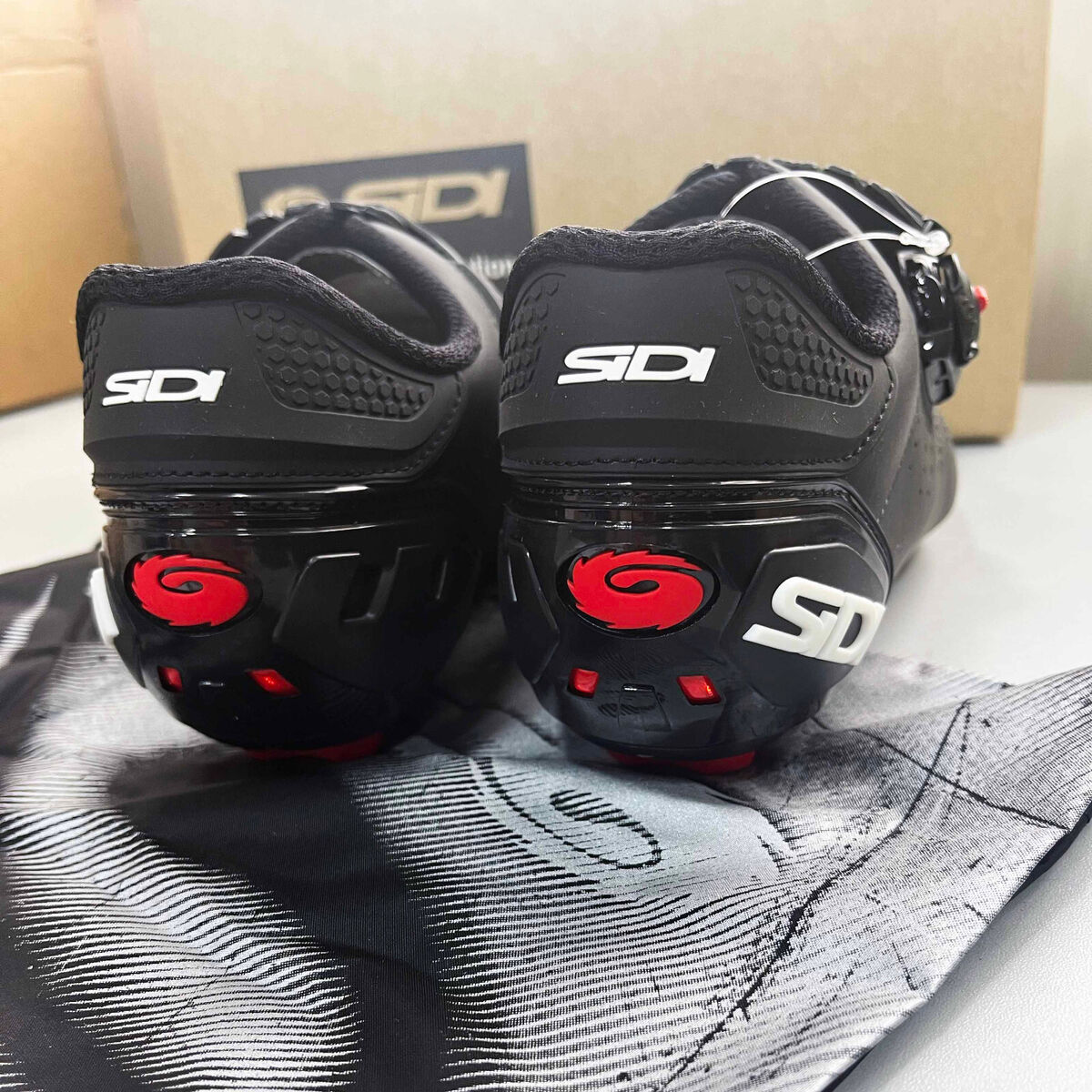 Sidi Ergo 5 Mega Matt Road Cycling Shoes EU43.5 (Matt Black Sidi Ergo 5 Mega Matt Road Cycling Shoes EU43.5 (Matt Black