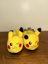 Pok mon Pikachu Kids Plush Slippers Size 2-3 Yellow Anime Cozy Comfy