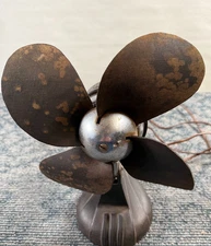 Antique Handy Breeze Chicago Electric Cast Iron Base Rubber Blade Microphone fan
