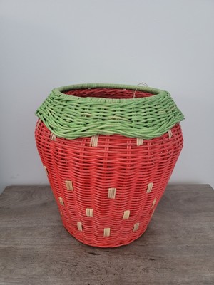 Strawberry Wicker Planter 