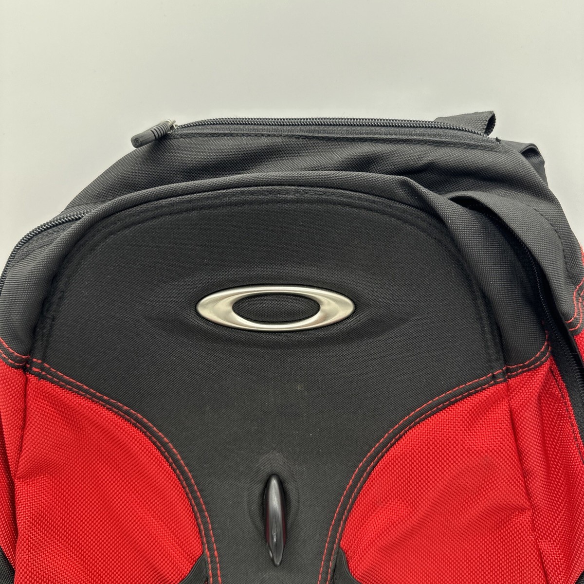 Rare Oakley Vintage Y2K Backpack Spikes 00s Red Bag | eBay Rare Oakley Vintage Y2K Backpack Spikes 00s Red Bag | eBay