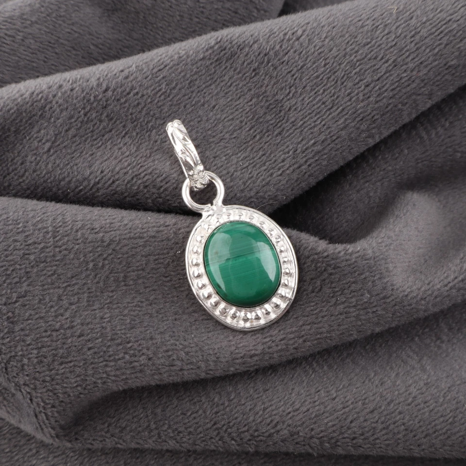 Стильный кулон ручной работы из стерлингового серебра 925 пробы с натуральным малахитом - Изображение 4 из 4