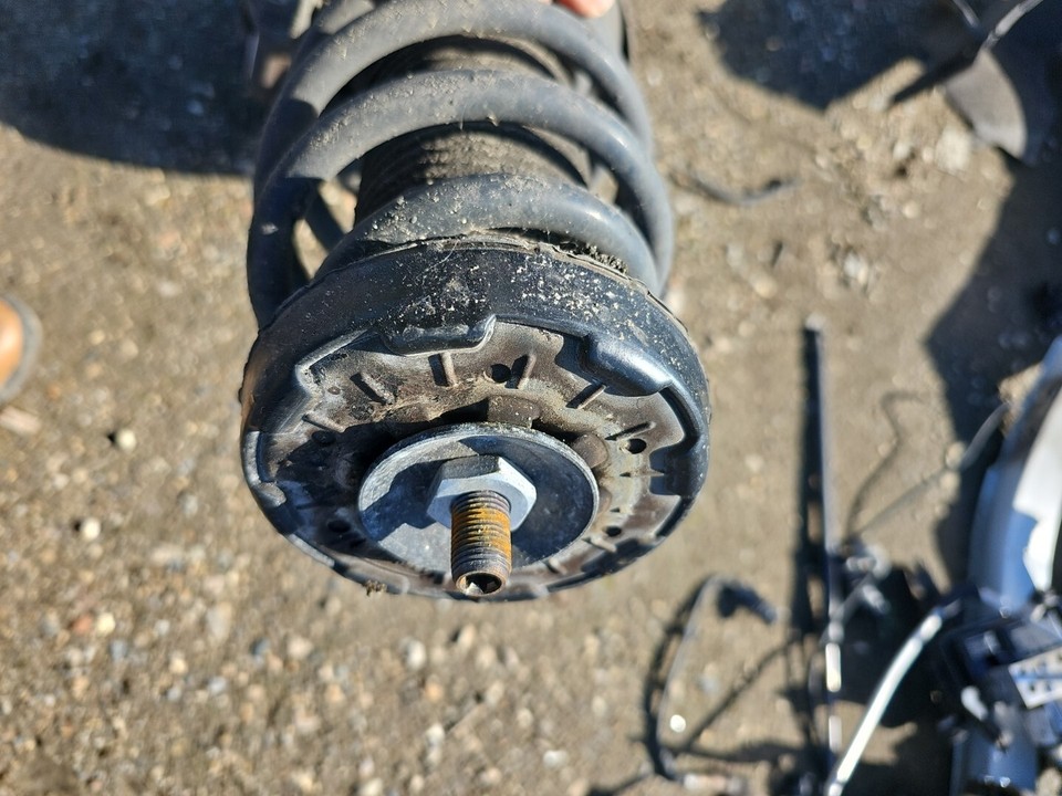 082016 VAUXHALL INSIGNIA 2.0 TDI FRONT LEFT PASSENGER COMPLETE SUSPENSION LEG eBay