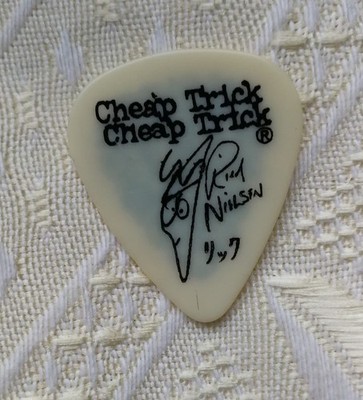 Cheap Trick Gitarrenplektrum aus L.A./USA Rick Nielsen 2004 Guitar Pick Fanitem