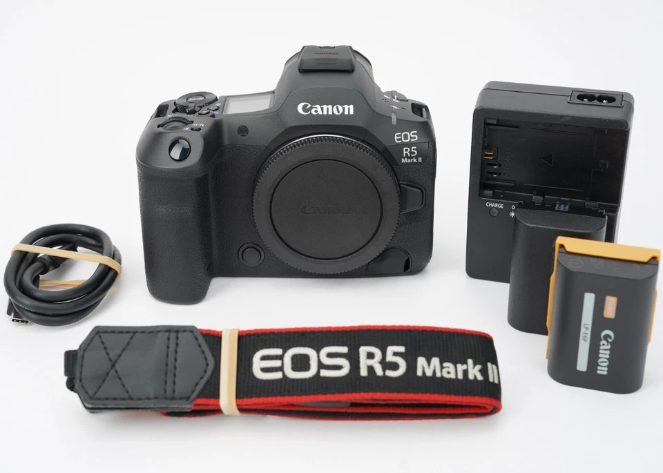 Canon EOS R5 Mark II, photo 1 of 5