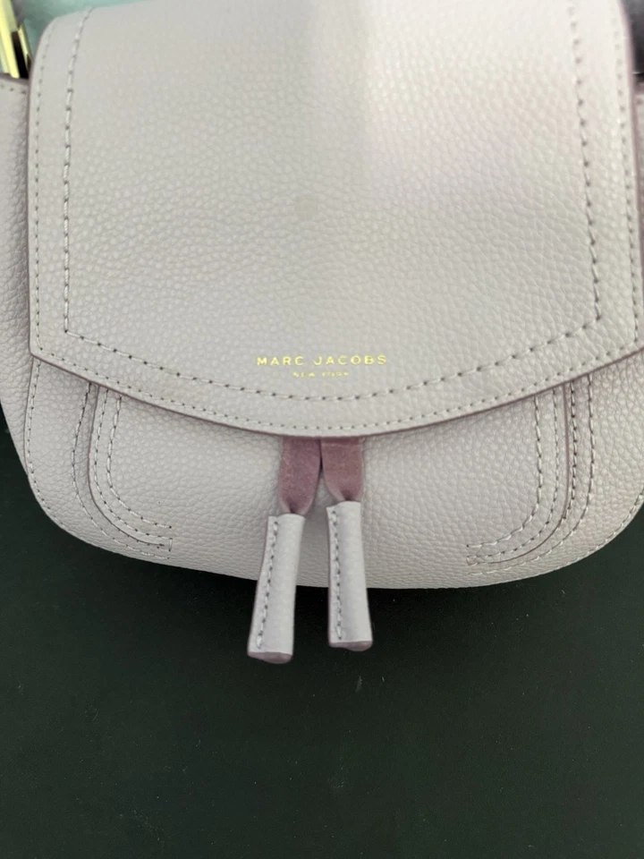 Bandolera de cuero lavanda Marc Jacobs Foto 2 de 4