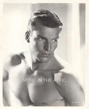 BUSTER CRABBE OF FLASH GORDON BUCK ROGERS FAME HOLLYWOOD BEEFCAKE PORTRAIT STILL