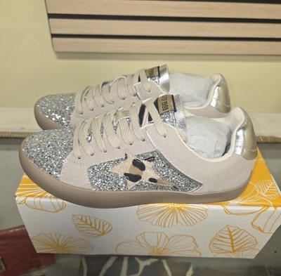Yellow Box Sneakers Silver/Beige Glitter Leopard Star Detail Womens US 7.5