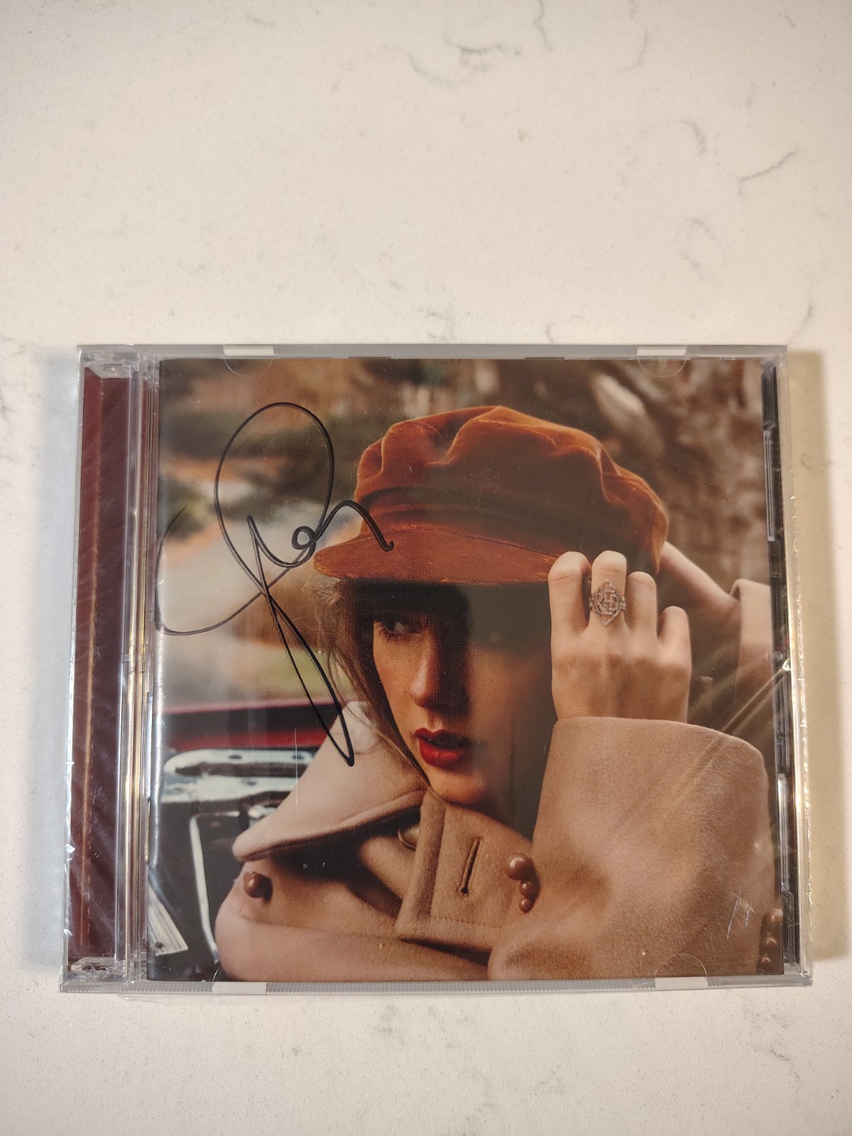 Taylor Swift Red Taylor's Version CD SIGNED Sealed 2021 Republic
