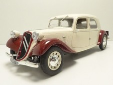 CITROEN TRACTION 11CV beige & bordeaux 1/18