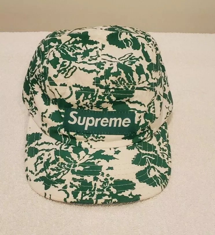 Casquette de camp verte fleurie logo Supreme Box 5 panneaux USA jamais portée Deadstock 2003