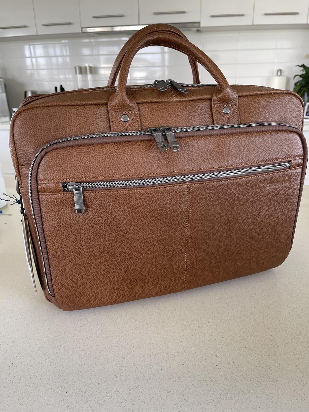 Samsonite Classic Leather Toploader 15.6" Laptop Bag Brown BRAND NEW