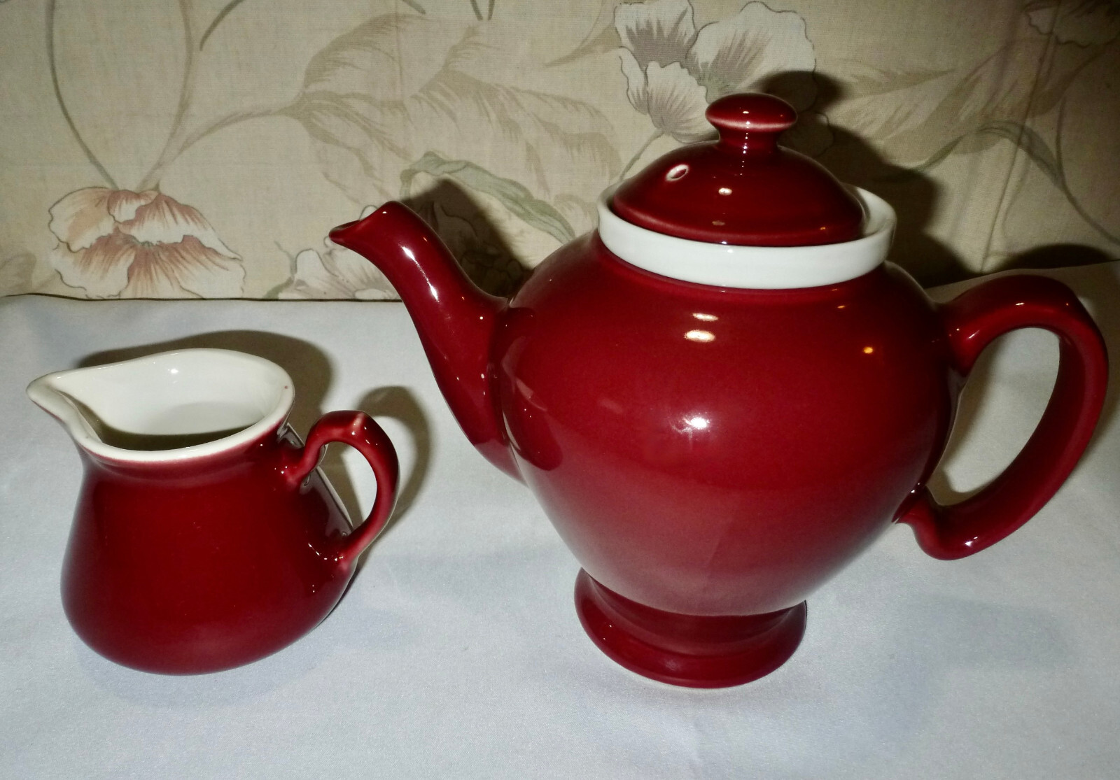 McCormick Tea Baltimore Md Burgundy 32oz Teapot With Infuser and