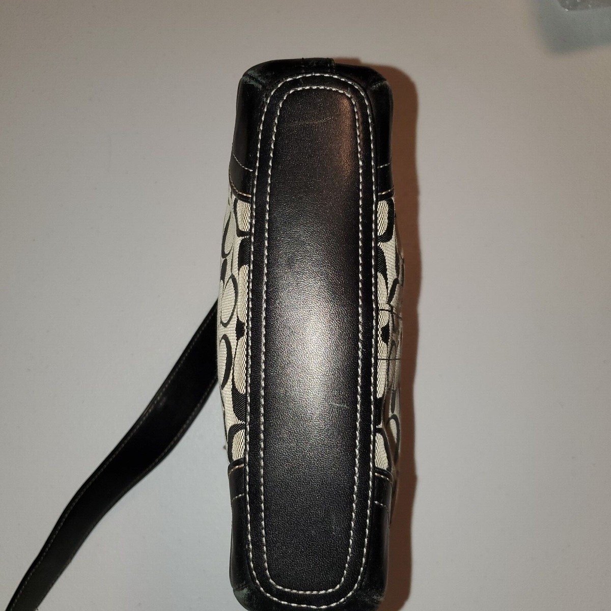 COACH CC SIGNATURE LOGO JACQUARD CROSSBODY HANDBAG NO. D0832 COACH CC SIGNATURE LOGO JACQUARD CROSSBODY HANDBAG NO. D0832