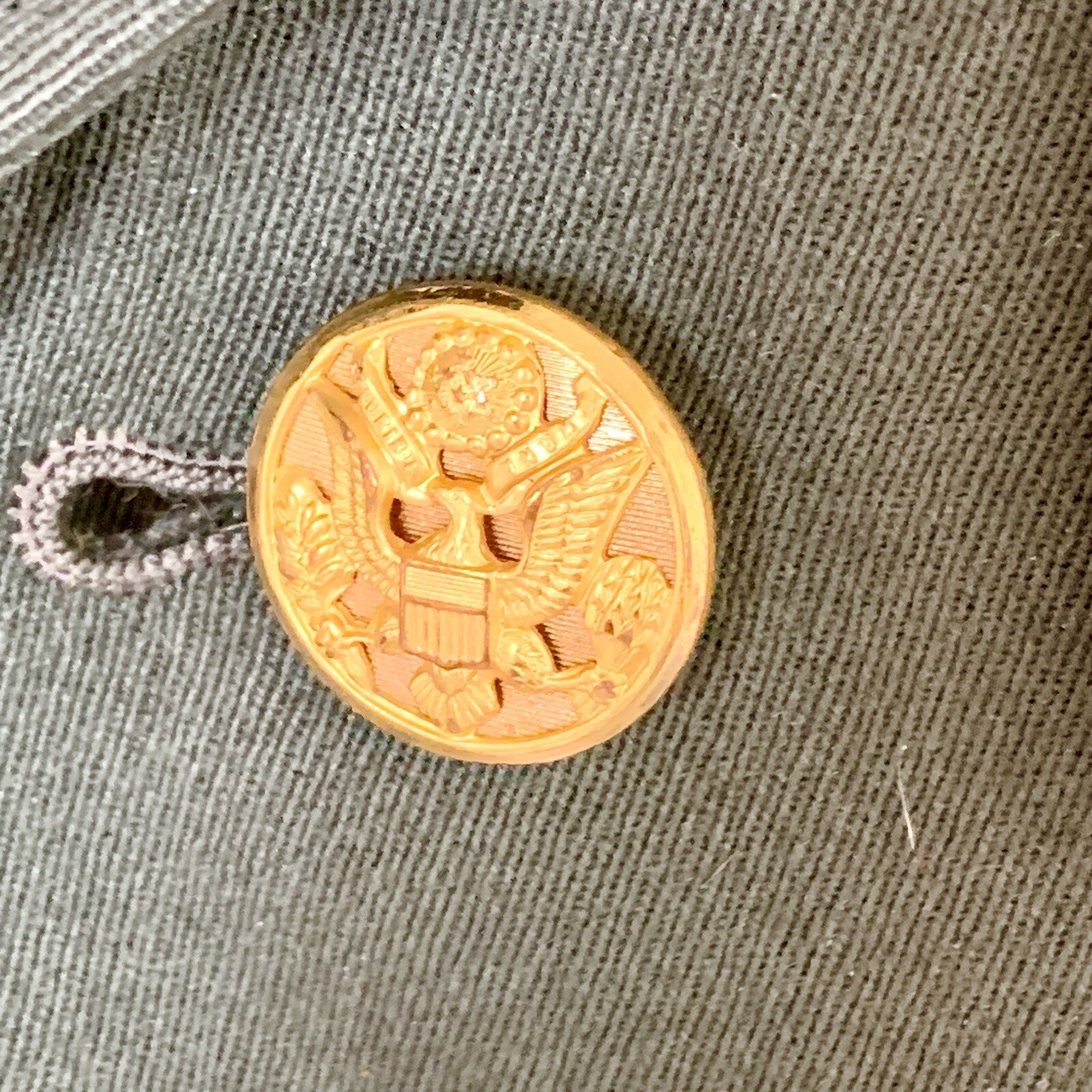 Military Style Men’s Dress Jacket Size L. Military Green Gold Embossed