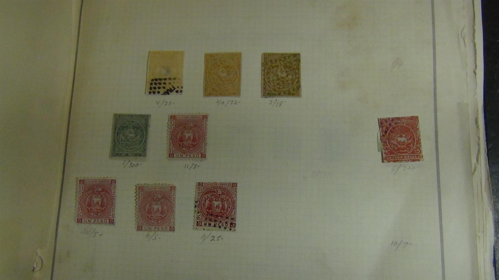 Stampsweis Loaded Ecuador collection in Scott Intl album est 1300 Stamps to 85