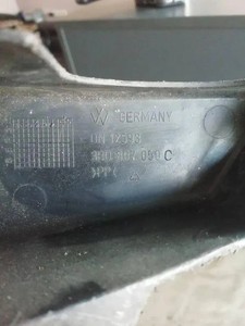 VW PASSAT B5 3B2 Stoßstangenhalter vorne links 3B0807050C Petrol 112kw 34696477
