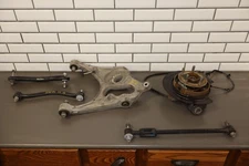 12-15 Jeep Grand Cherokee SRT8 Right Rear Suspension Knuckle Arms Spindle OEM RH