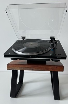 Audio-Technica AT-LP70XBT Bluetooth Turntable Excellent Condition