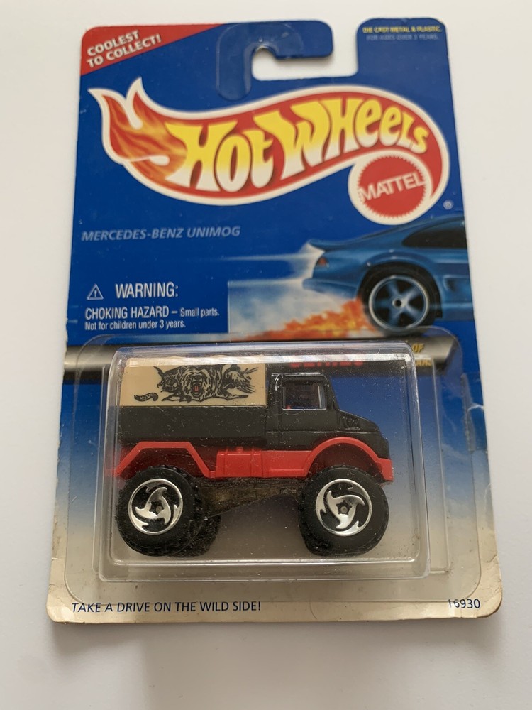 Hot Wheels Mercedes-Benz Unimog Street Beast Series dh