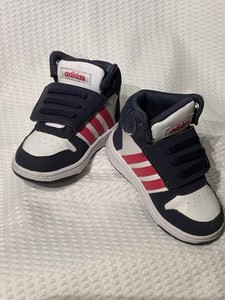 tenis adidas 3 listras