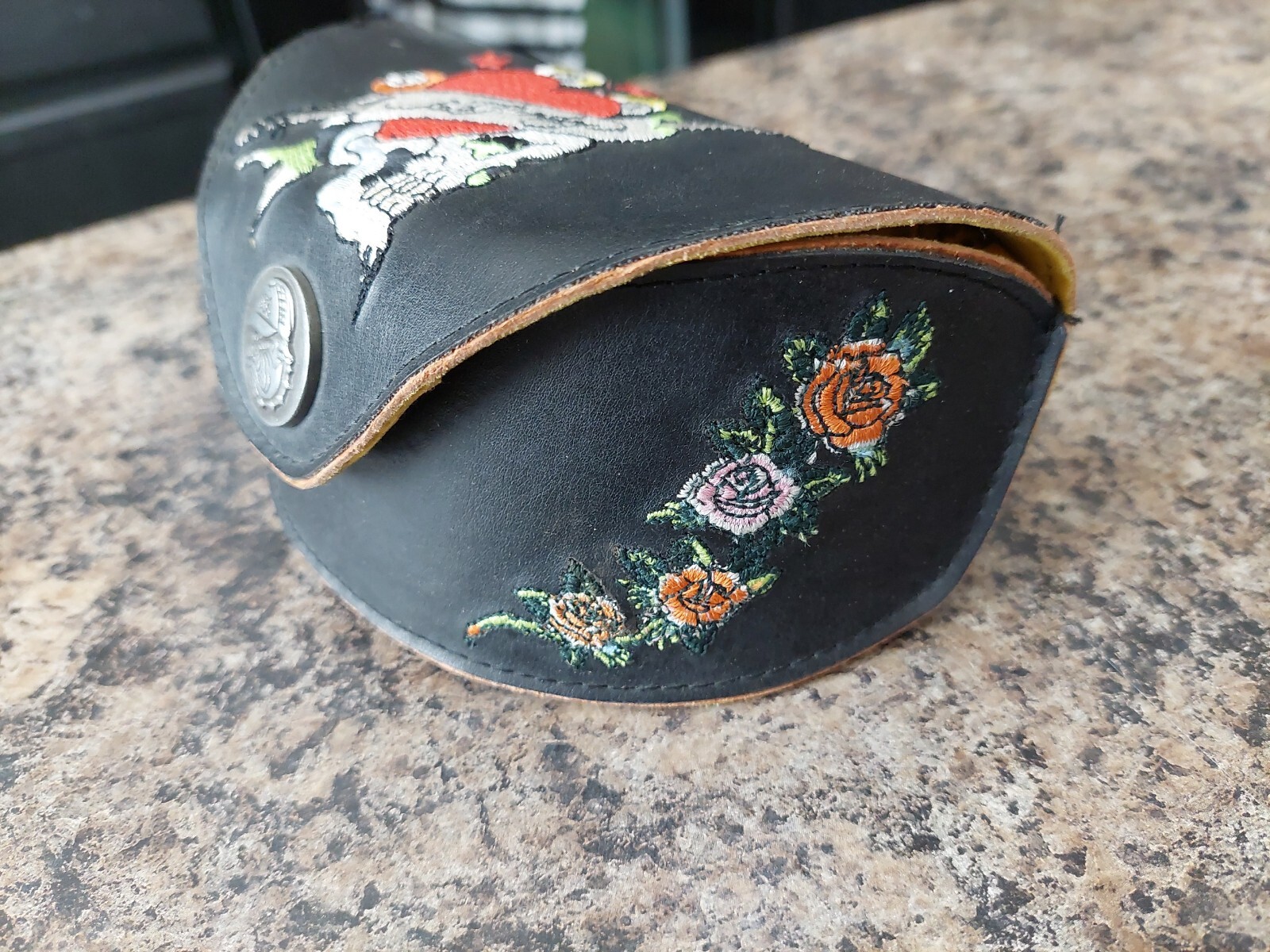 Picture 3 of 6