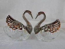 SWAN SHAPED SALT & PEPPER CELLAR WITH SPOONS