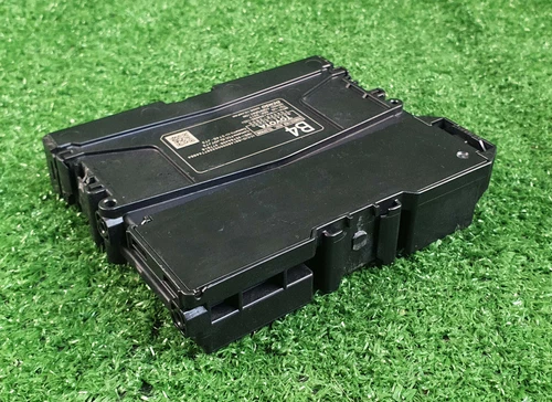 Lexus GS-F GSF 2018 Tranceiver Controller Module 86740-30290 Oem Used: Fits GS - Picture 4 of 11