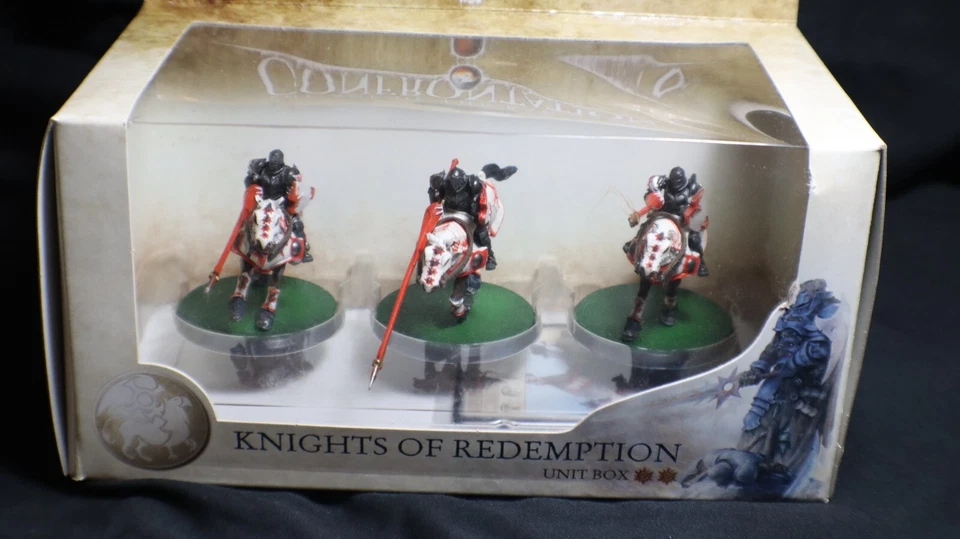 CONFRONTACIÓN - CABALLEROS DE LA REDENCIÓN - CAJA DE UNIDADES - GRIFFIN 3 MINIS Foto 2 de 3