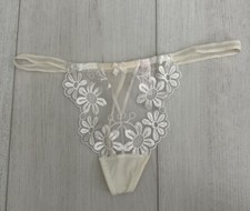 Vintage Thong Panties Sz M - White / Ivory - Embroidered Floral