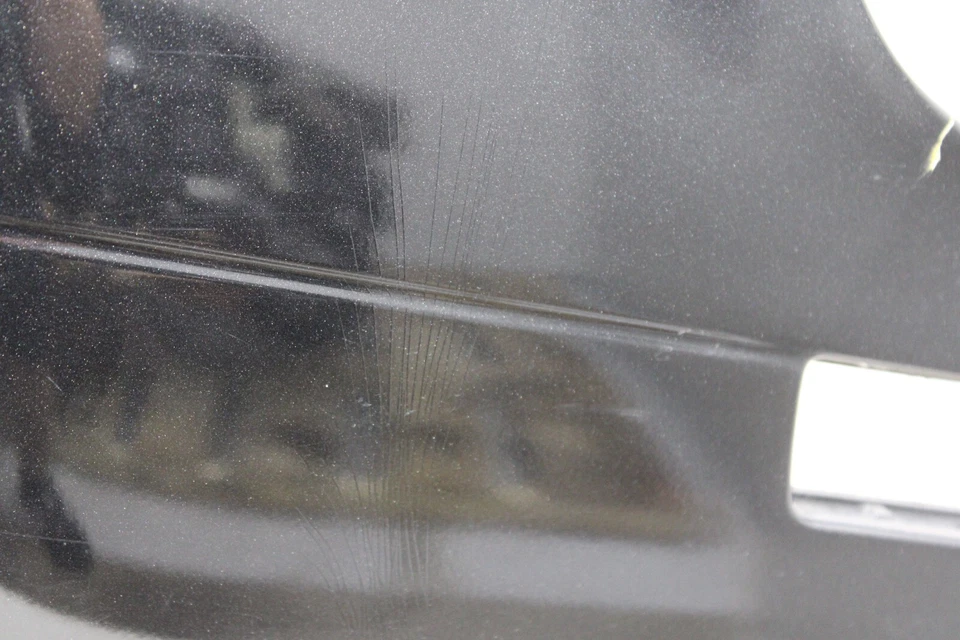 Cubierta de parachoques trasero Dodge Challenger 2012-2014 con sensores OEM *recogida local* GZ31 Foto 4 de 4