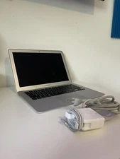 Apple MacBook Air 13.3" (120GB SSD, Intel Core i5 4th Generation,1.30 GHz,...
