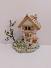 Pendelfin Rabbit Castle Tavern Hand Painted Vintage Stonecraft