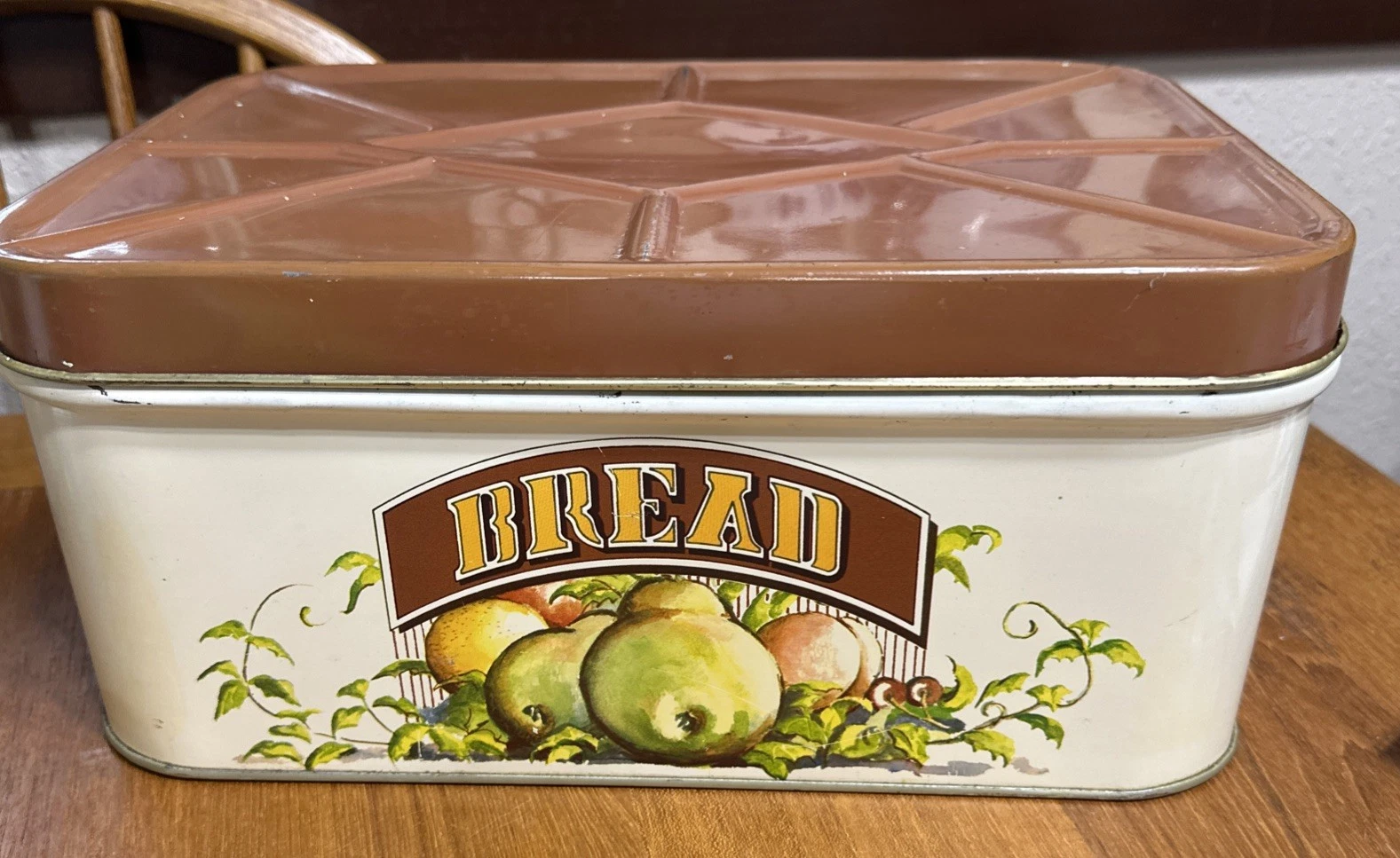 Cheinco 1980’s Metal Bread Box Brown Beige Fruit Design