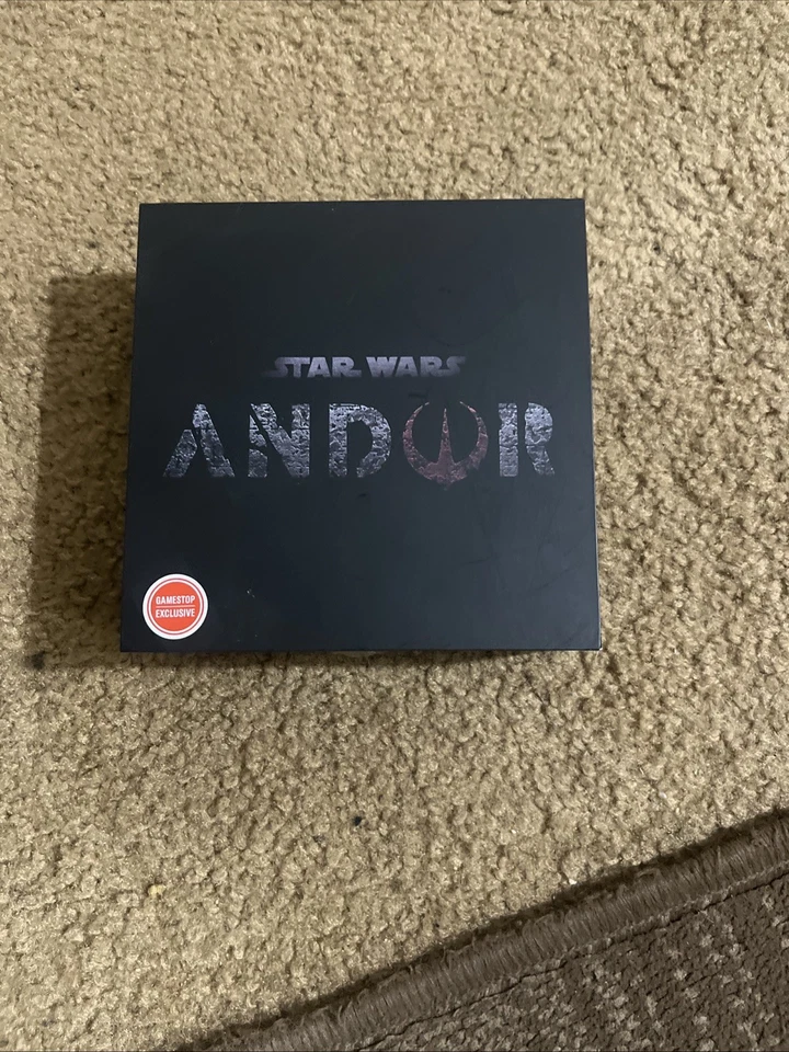 Star Wars Andor Sky Kyber Crystal Necklace Pendant Replica (Barely Used) - Image 2 of 2