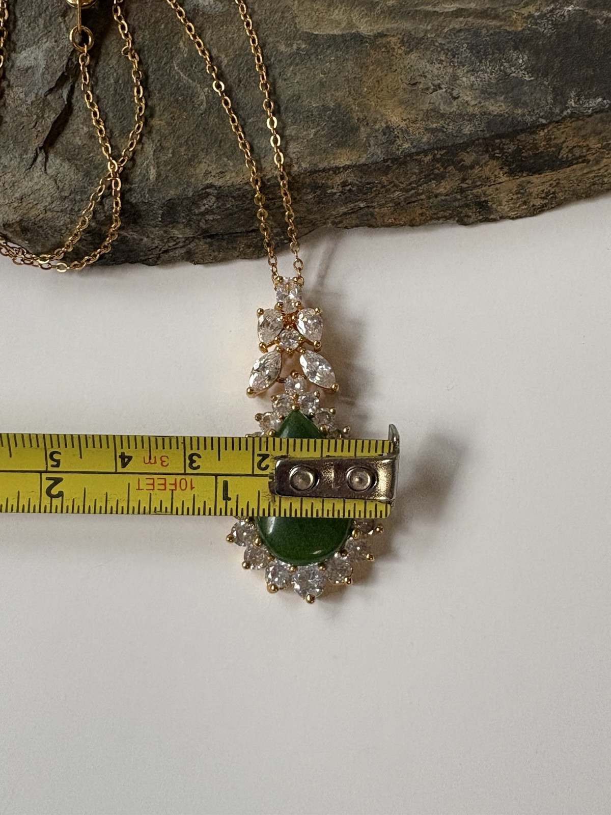 Jackie Kennedy Pendant Necklace JBK Gold and Green Aventurine Camrose Kross VTG